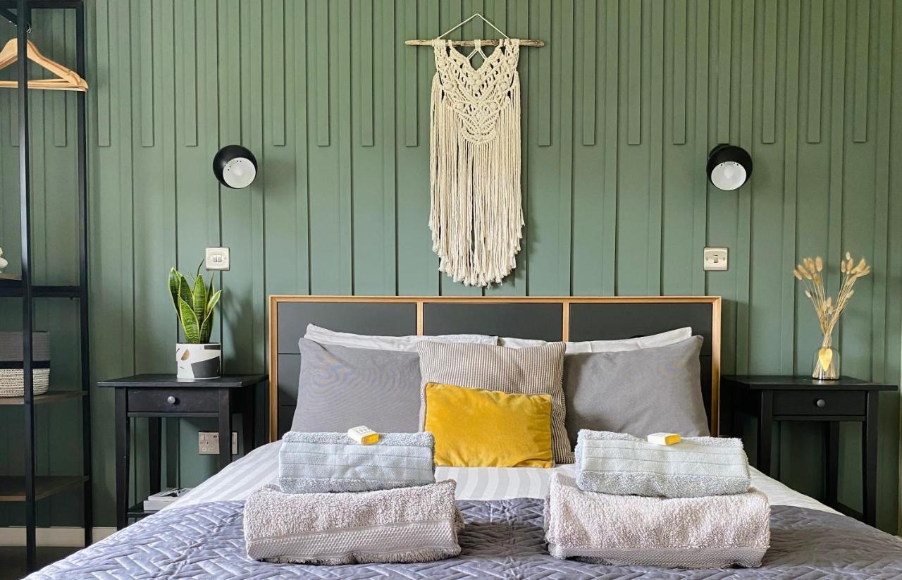Spacious Room In The Centre Of Portree Kültér fotó