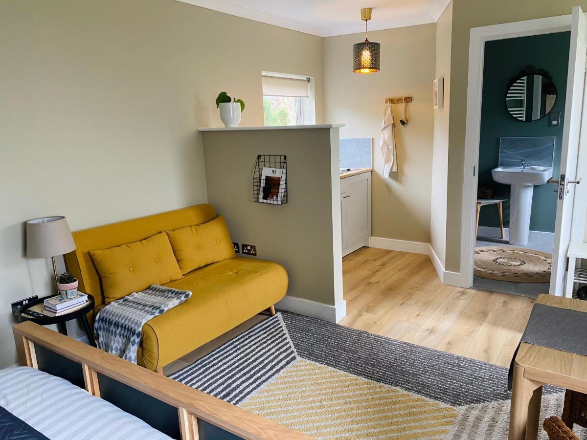 Spacious Room In The Centre Of Portree Kültér fotó